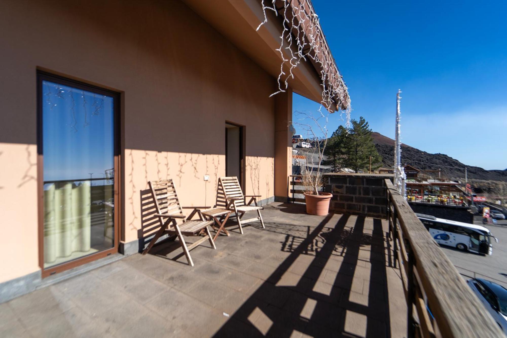 Rifugio Sapienza Hotel Nicolosi Exterior photo